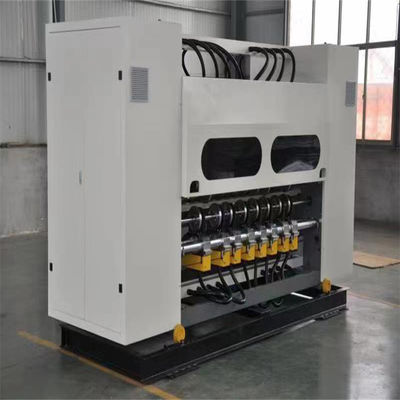 Miglior Nc Computer Thin Blade Slitter Scorer Machine per il taglio di carta ondulata 2500 KG