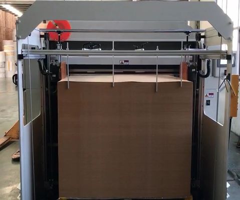 1600 mm Larghezza massima Matrice rotolo di carta rotolo tagliatore Jumbo bobina a foglio macchina di taglio