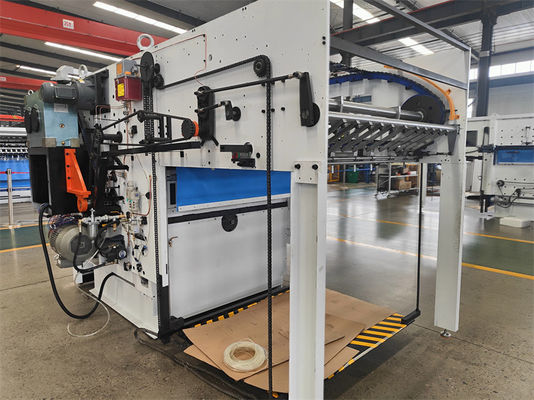 220V/380V Alta velocità Flat Bed Printing And Die Cutting Machine con lunga durata di vita