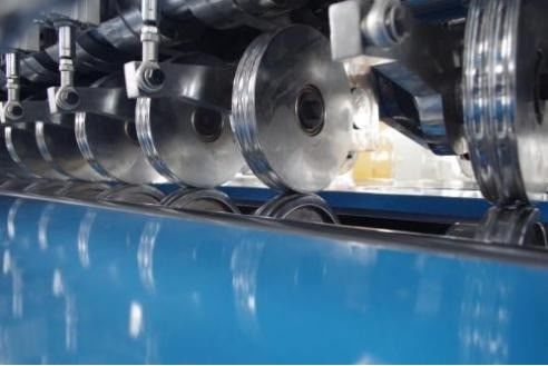 Macchina di taglio a lame sottili da 10 kW per materiali di imballaggio in carta a prezzi competitivi