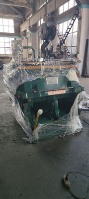 Consegna rapida Macchina di taglio e creatura a stampo semi-automatico con imballaggio in pellicola di plastica