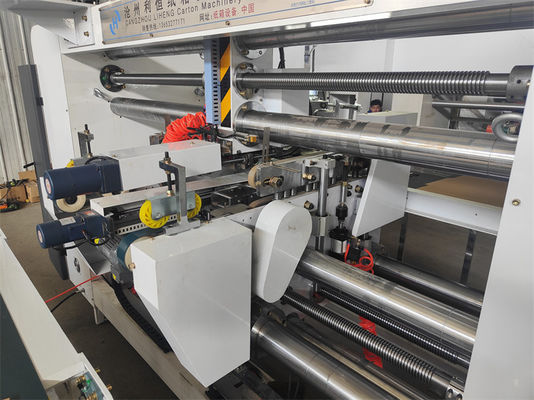 Macchina di cucitura semiautomatica a due pezzi per la fabbricazione di scatole ondulate