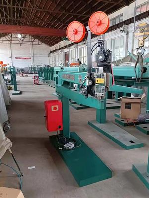 Sicurezza e affidabilità Macchina per cucire cartoni 600 kg Macchina per formare carta