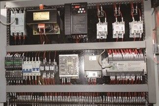 Macchina per la laminazione con flauto a scatola di cartone ad alta velocità e caratteristiche multifunzionali