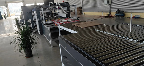 Macchine per la cucitura del cartone ondulato da 13000 kg per il funzionamento regolare