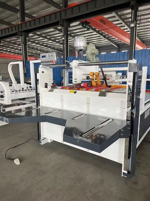 Semplifica il tuo processo di imballaggio con la macchina semiautomatica per la collazione dei cartoni