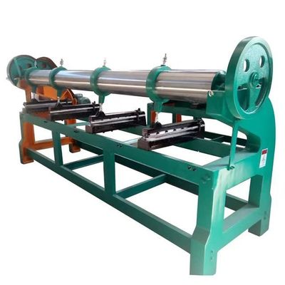Quattro collegamenti Slitter Scorer / 500 KG Corni di cartone ondulato Slotter con materiali