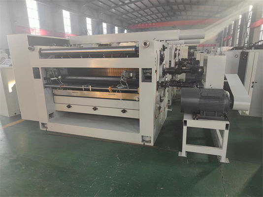 Macchina per corrugatori 1400-2200 Modello di linea di imballaggio per la precisione di taglio a velocità uniforme