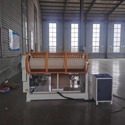 Macchina automatica per tagliare fogli per la lavorazione della carta
