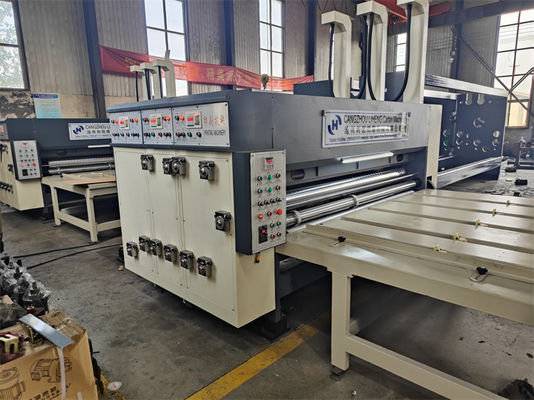 Macchina di stampa a catena AC380V a cartone ondulato a 4 colori con slotter e creaser