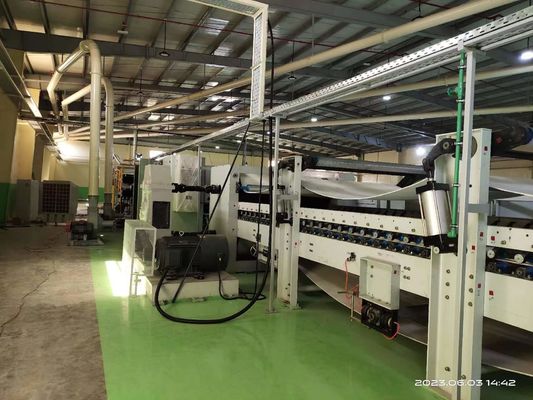 Linea di produzione di cartone ondulato a tre pieghe per la fabbricazione di scatole di cartone